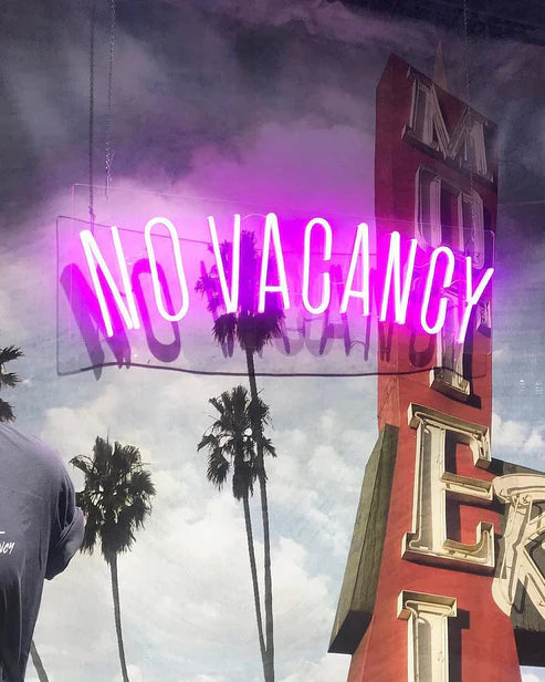 No Vacancy Neon Sign